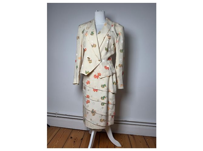 Conjunto de seda vintage Balenciaga beige - vista 13
