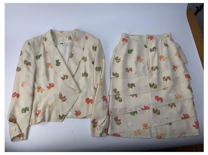 Conjunto de seda vintage Balenciaga beige - vista 4