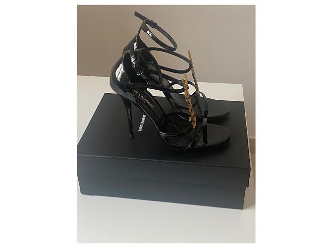 Sandali con tacco a spillo Yves Saint Laurent Cassandra nero vernice - vista 6
