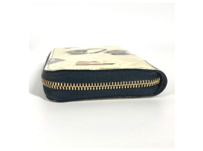 Louis Vuitton M50372 Nicolas Jescure Zipper Coin Purse Black White - view 3