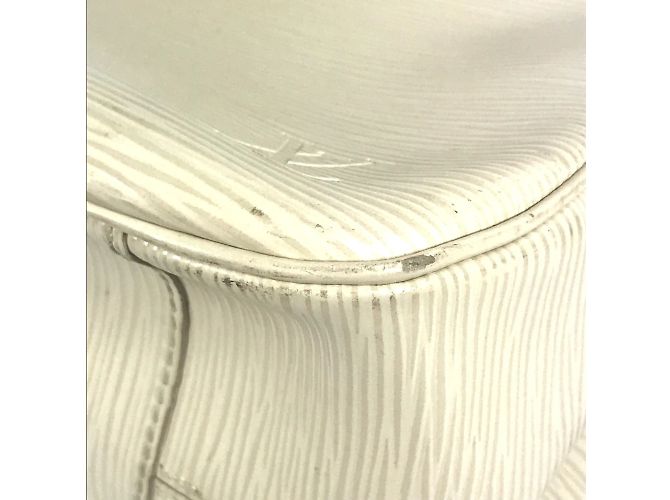 Borsa Tote Passy PM Epi di Louis Vuitton Bianco - vista 7