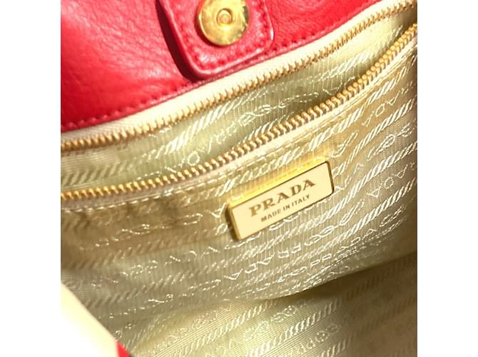Tote Prada Herz-Logo-Handtasche Weiß Rot - Ansicht 15