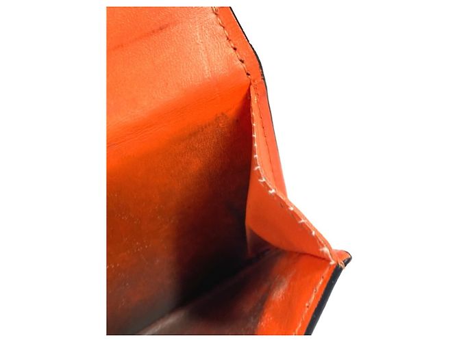 Billetera Compacta Discovery Taigarama Louis Vuitton Naranja - vista 15