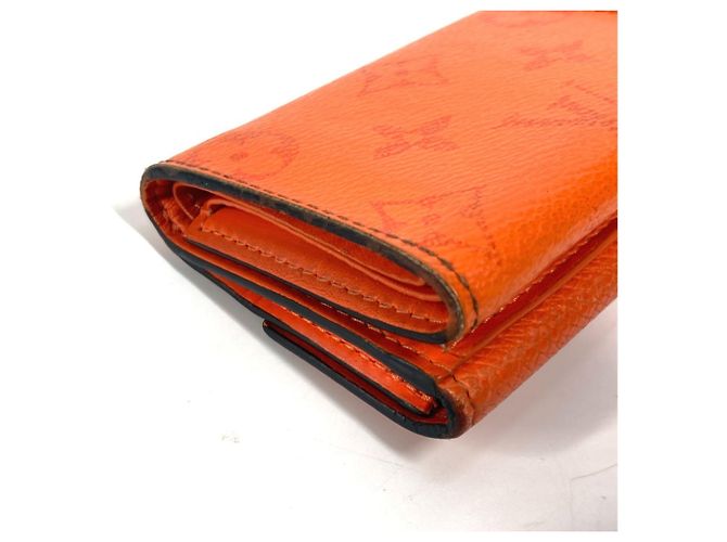 Billetera Compacta Discovery Taigarama Louis Vuitton Naranja - vista 8