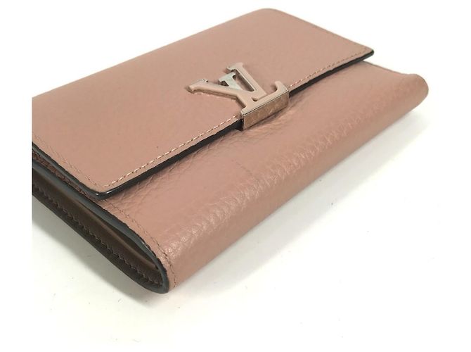 Billetera plegable Taurillon Louis Vuitton Rosa - vista 5