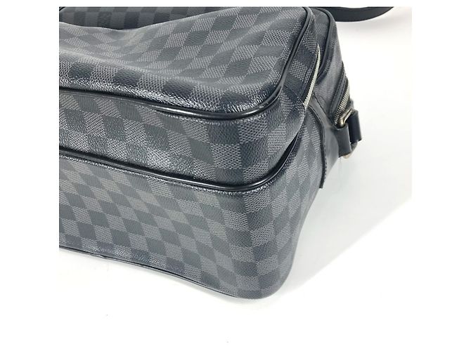 Sac Io Damier Graphite Louis Vuitton Noir - vue 6