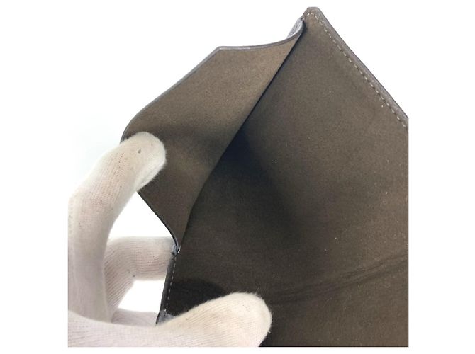 Fendi graue Leder-Passhülle Braun - Ansicht 11