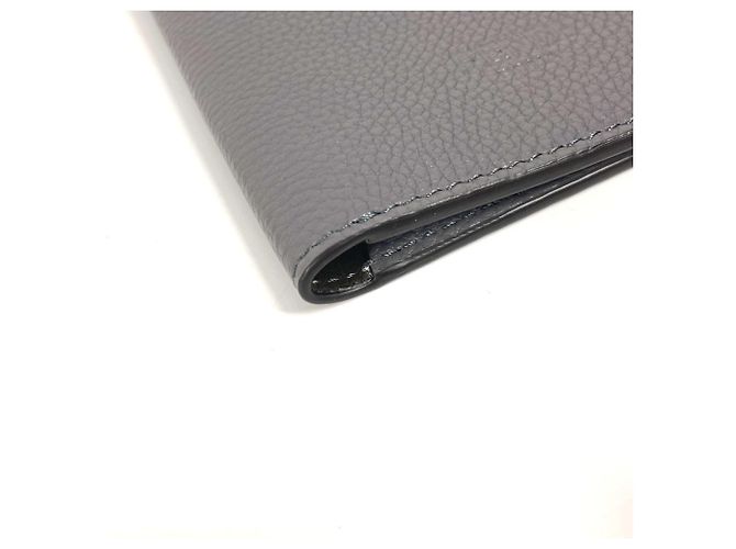 Fendi graue Leder-Passhülle Braun - Ansicht 8