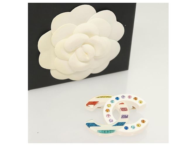 Spilla in plastica CHANEL COCO Mark con strass bianchi CC Auth BA3099 Bianco - vista 6