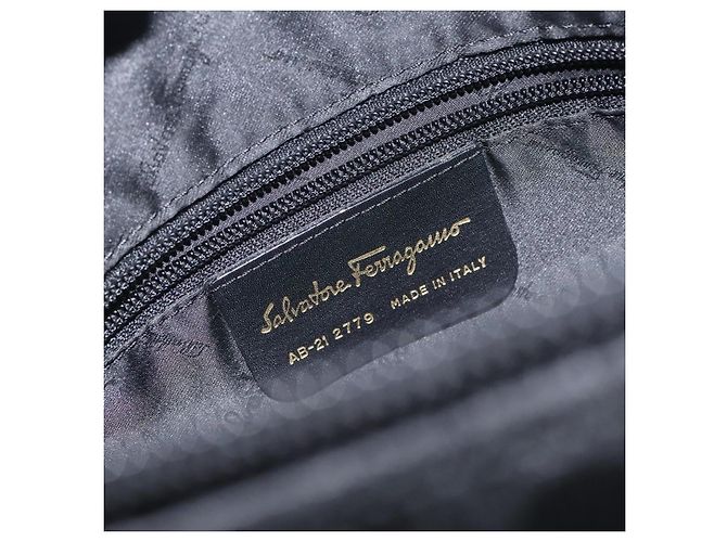Borsa a spalla Salvatore Ferragamo in tela nera e oro Auth BA3569 Nero D'oro - vista 12