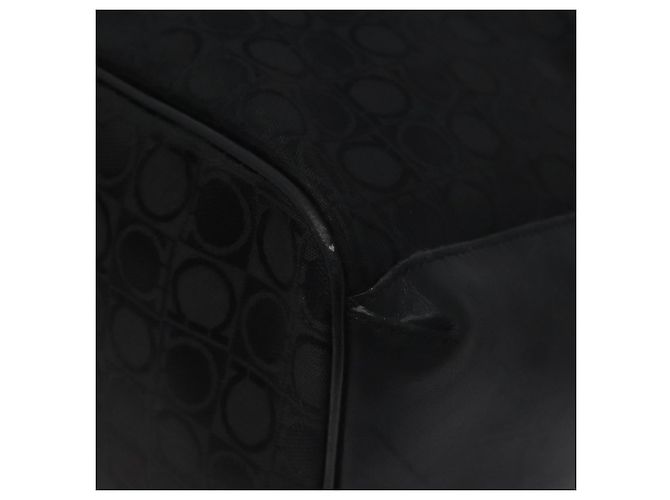 Borsa a spalla Salvatore Ferragamo in tela nera e oro Auth BA3569 Nero D'oro - vista 15