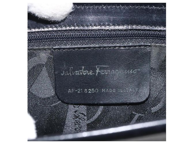 Borsa a Spalla Vala in Pelle Nera e Oro Auth 130219 di Salvatore Ferragamo Nero D'oro - vista 12