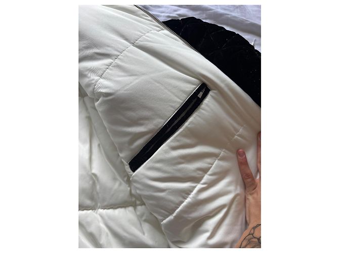 Abrigo Chanel colección coco nieve 2021 Negro - vista 15