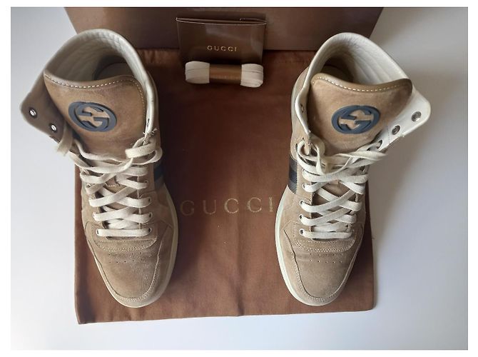 Sneaker Hi-Top Gucci beige in scamosciato - vista 2