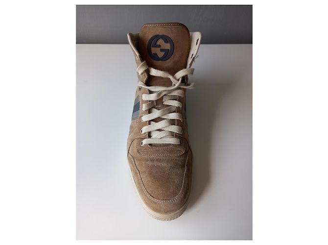 Sneaker Hi-Top Gucci beige in scamosciato - vista 5