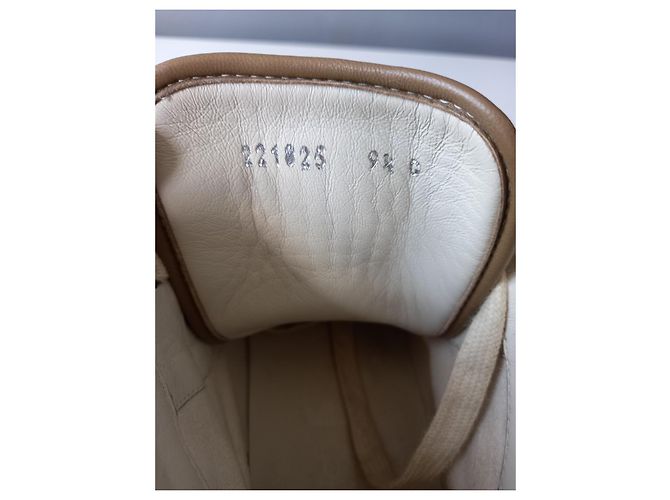 Sneaker Hi-Top Gucci beige in scamosciato - vista 6