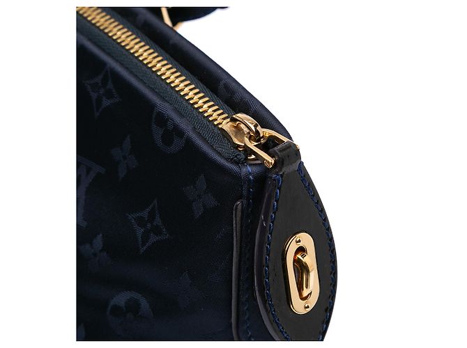 Louis Vuitton Monograma Azul Nylon Desejo Lockit Vertical MM Azul marinho - vista 9