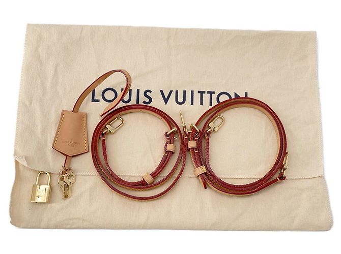 Zaino Alma Monogram Louis Vuitton Rosso - vista 15