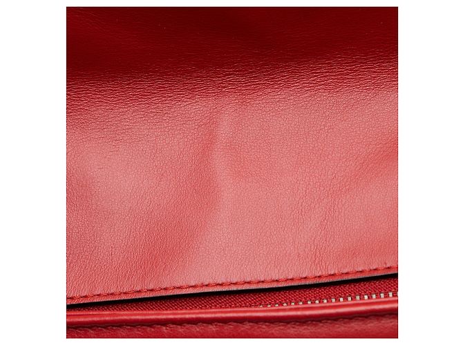 Borsa a tracolla media GG Marmont in pelle Matelassé Gucci Rosso - vista 10