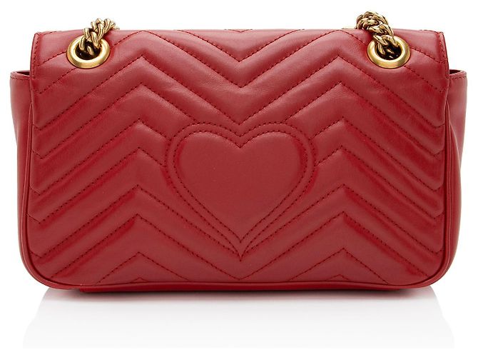 Borsa a tracolla media GG Marmont in pelle Matelassé Gucci Rosso - vista 3