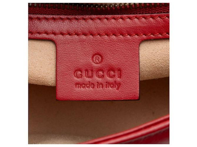 Borsa a tracolla media GG Marmont in pelle Matelassé Gucci Rosso - vista 8