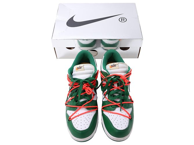 Baskets Nike x Off-White Dunk Low en cuir vert pin - vue 10