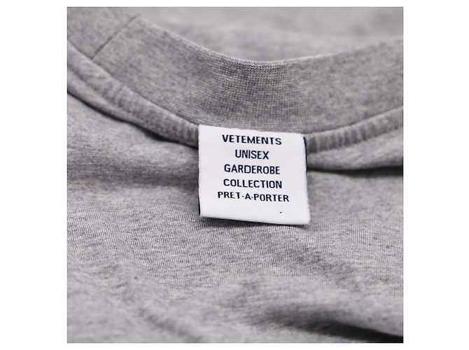 Vêtements Camiseta bordada de edición limitada en algodón gris de Vetements - vista 5