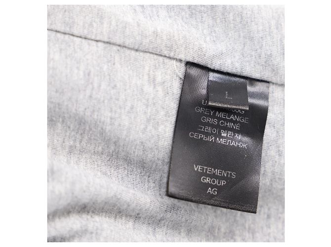 Vêtements Camiseta bordada de edición limitada en algodón gris de Vetements - vista 7