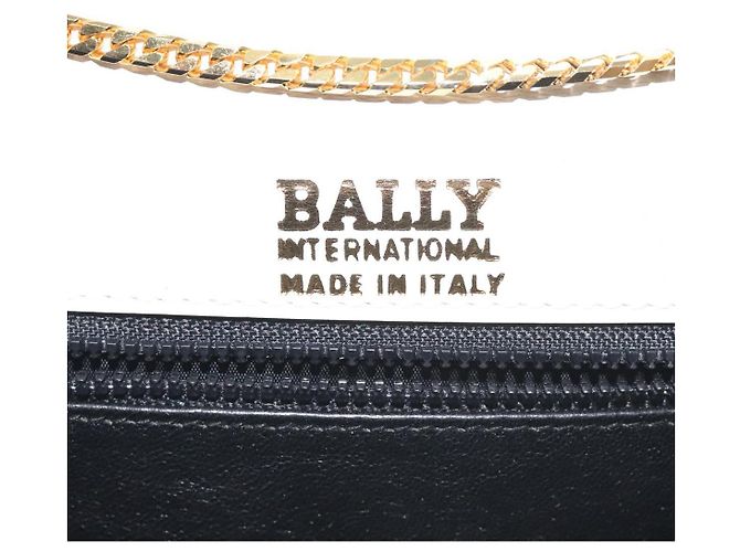 BALLY Borsa a Spalla con Catena in Pelle Verniciata Giallo Oro Auth ti3256 D'oro - vista 17