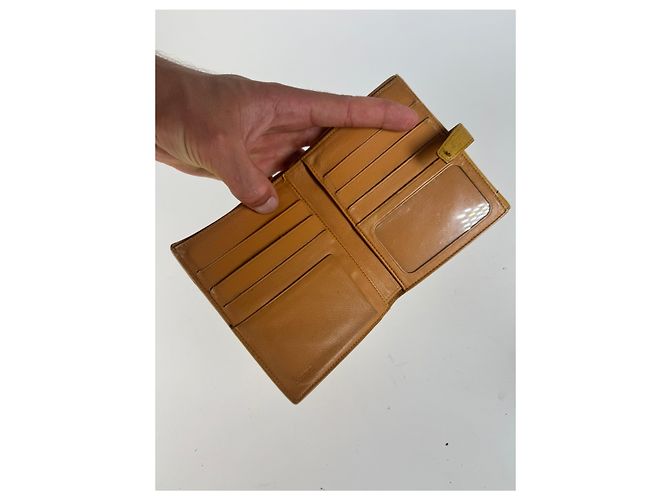 Vintage Loewe Leather wallet yellow - view 4