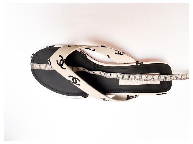 Sandali Logo Chanel 38,5 Bianco - vista 4