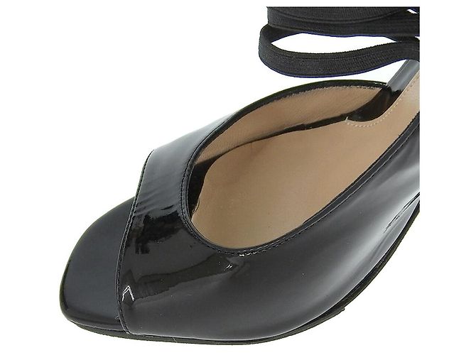 Fendi schwarze Lackpumps mit offener Zehe Größe 36 - Ansicht 4