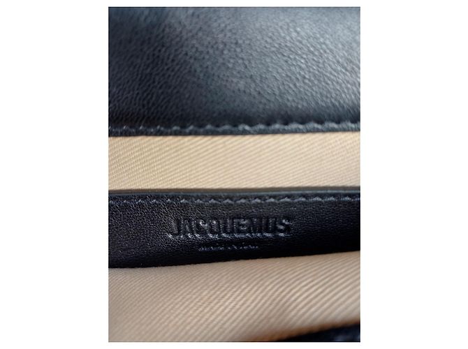 Jacquemus Le Rond Carré Pochette en Cuir d'Agneau Noir - vue 10
