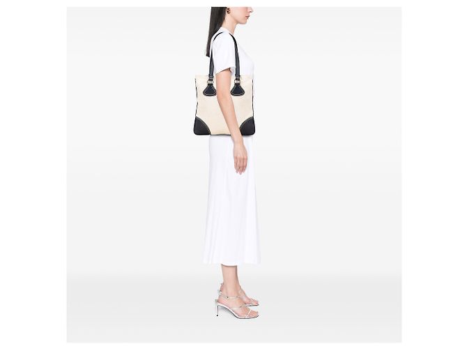 Prada Braune Vitello-besetzte Canvas Canapa Tote Beige - Ansicht 12