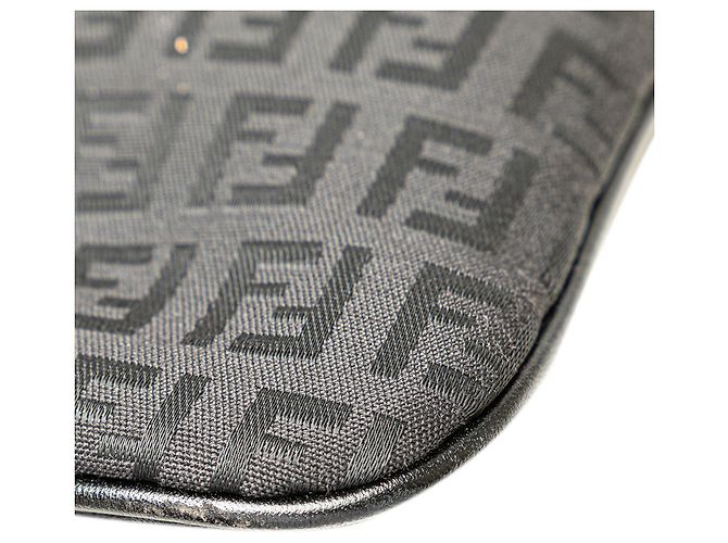 Borsa a tracolla in tela Zucchino nera di Fendi Nero - vista 7
