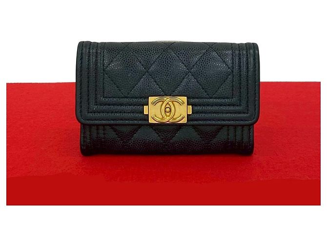 Tarjetero de caviar Chanel Boy Negro - vista 2
