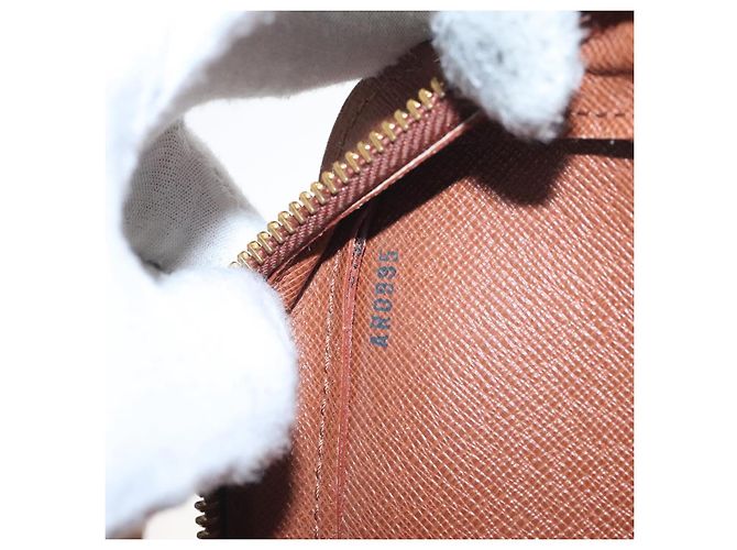 LOUIS VUITTON Clutch Orsay Monogram M51790 LV Auth 131305 Monogramma - vista 12