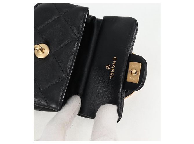 CHANEL Borsa a Spalla Chain Pouch in Pelle di Agnello Nera Oro CC Auth 128104SM Nero D'oro - vista 8