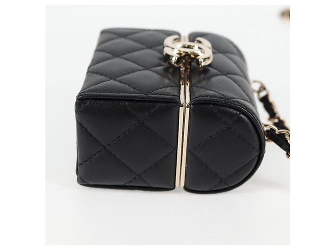 CHANEL Borsa a Spalla Matelassé con Catena in Pelle di Agnello Nera Oro CC Auth 127743SM Nero D'oro - vista 4