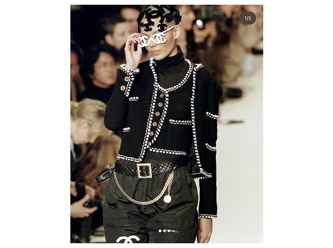 Cambon Chanel colección de pasarela de 1994 en conjunto Negro - vista 9