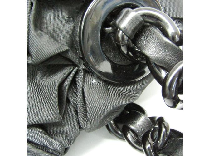 Borsa a spalla con catena arricciata Prada Nero - vista 10