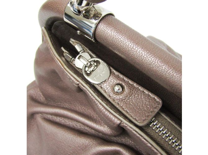 Borsa a spalla in pelle Gancini da donna di Salvatore Ferragamo Argento - vista 13