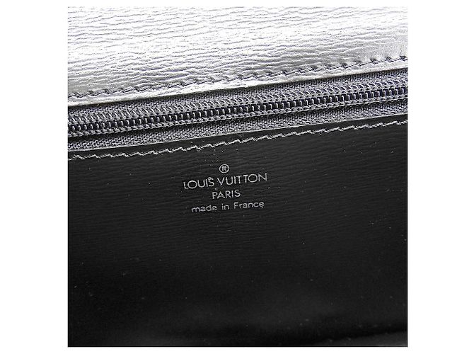 Borsa Clutch Hublot Epi Louis Vuitton M52557 Nero - vista 7