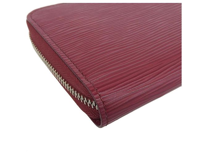 Cartera Zippy Epi Louis Vuitton M61858 Roja Fucsia - vista 4