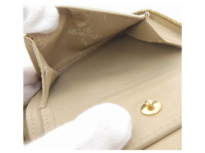 Cartera Bloom Monogram Vernis Louis Vuitton M91015 Beige - vista 5