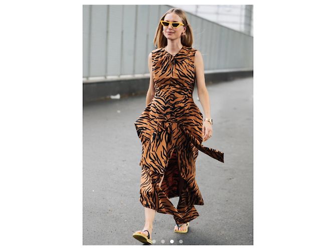 Céline Instinct Schwarzes Kleid Resort 2016 Orange - Ansicht 3