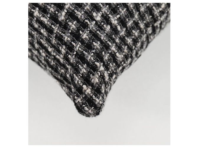 Girl Ragazza CHANEL Giacca Chanel Borsa a Spalla tweed Nero Bianco CC Auth 126244V - vista 19