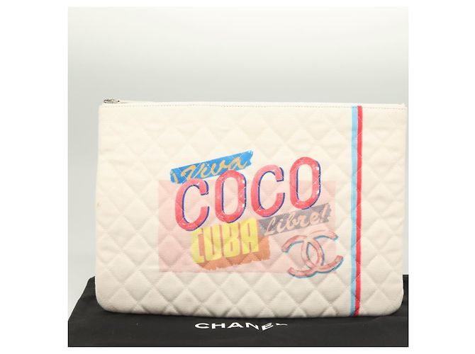 CHANEL Matelassé Bolsa Clutch Lona Branca Prata CC Auth bs27077V Branco - vista 12
