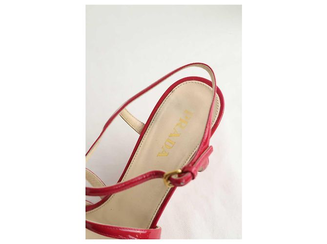 Prada Tacchi in vernice Rosa - vista 4