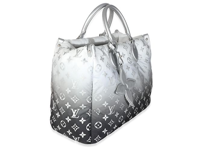 Louis Vuitton Frost Nylon Monogram Gradient LV Snow Onthego MM Brown White - view 4